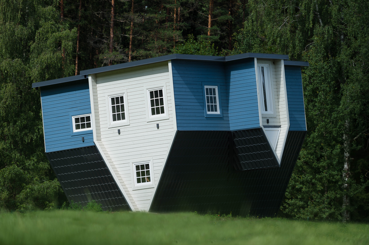 Apgrieztā Māja - Upside Down House